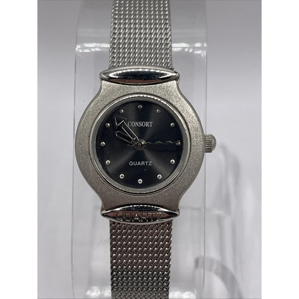 Vintage Consort Women's Watch Silver 23mm Dial Mesh Metal Band- New Battery